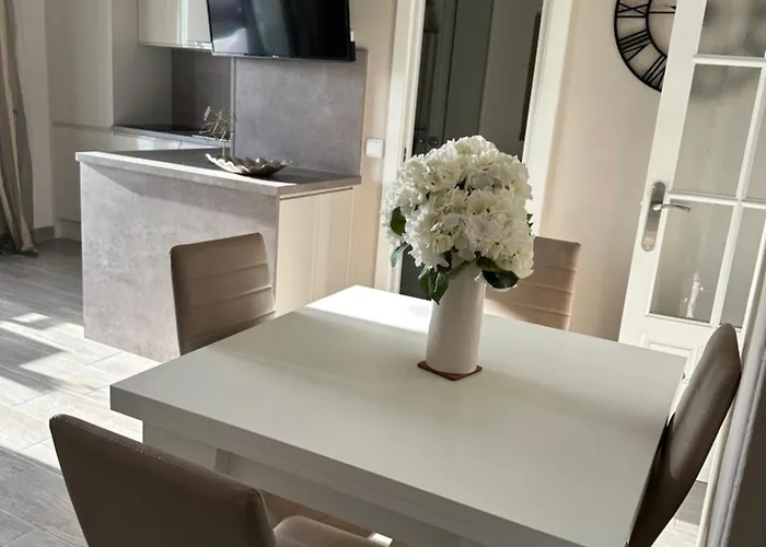 Апартаменты Appartment, Sea View, *